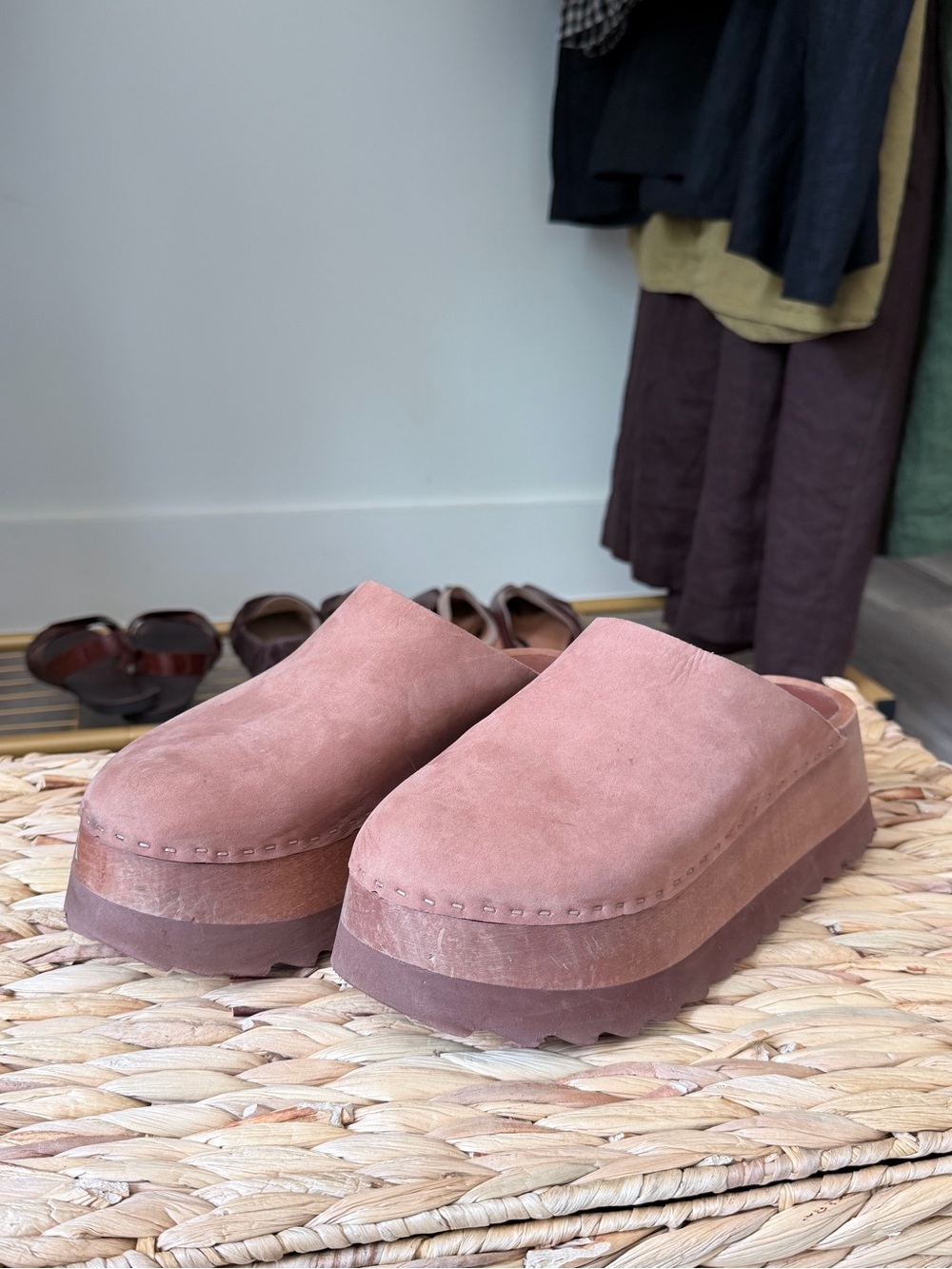 Bryr Chonk Platform Mule Clogs - Picture 4 of 6